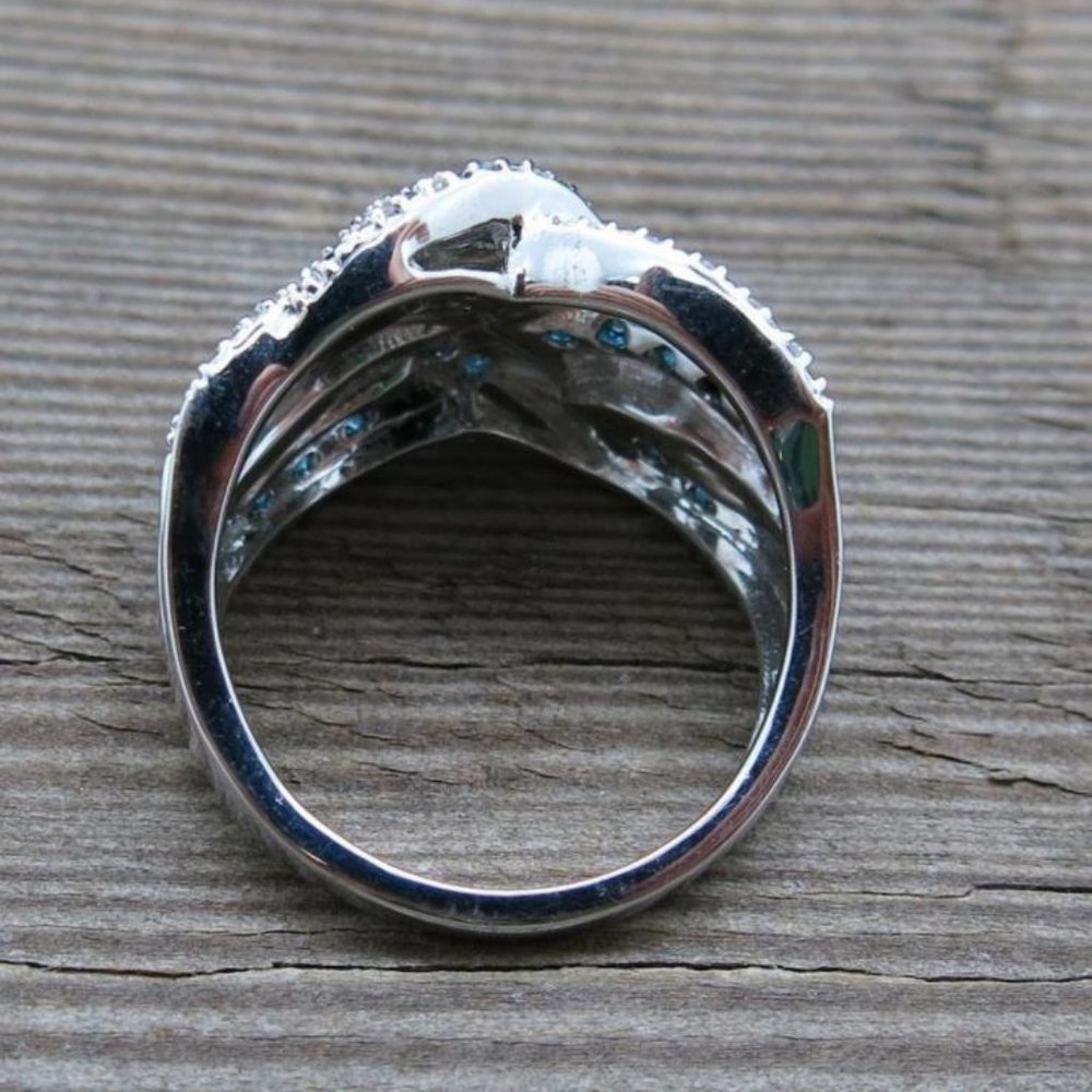 NEW 18K White Gold Sapphire Braided Ring - Picture 3 of 4